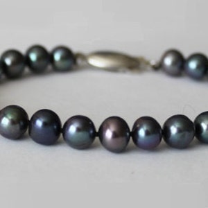 Genuine AA+ Peacock Black pearl bracelet Tahitian Black Fresh Water 14K Gold Pearl bracelet Bridesmaids bracelet Gift for her Christmas Mom