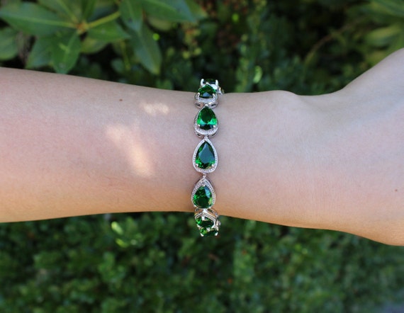 Emerald Green Wedding Necklace Earrings Bracelet Green Bridesmaids