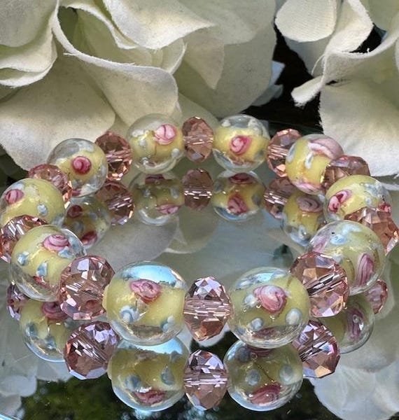 Handmade Vintage-style Lampwork Glass Bead Bracelet | Pink Rose 