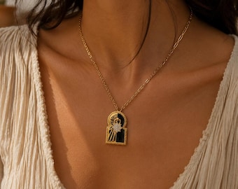 Golden Moroccan Arch Necklace | Islamic Geometric Pendant, Stainless Steel Jewelry