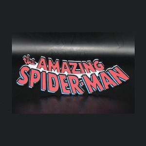Mensola da parete con logo stampato in 3D di The Amazing Spider-Man