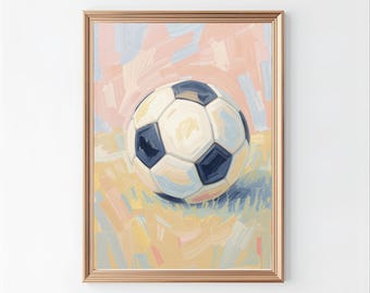 Väggkonst i pastellfärgad fotboll, barnrumsdekor med sportmotiv, mjukt måleriskt lekrumstryck, direktnedladdning