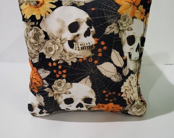 Skull and Flowers Cornhole Bags, Set of 4 Cornhole Bags, Bean Bag Toss, Wedding Cornhole Bags, Birthday games, Baggo