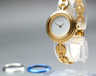 Zegarek damski kwarcowy z białą tarczą i ramką GUCCI Change Bezel 11/12,2 (prawie miętowy z papierem)