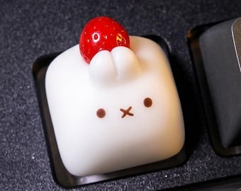 Bunny Strawberry Artisan Keycap, acento de teclado mecánico de resina Kawaii (perfil SA)