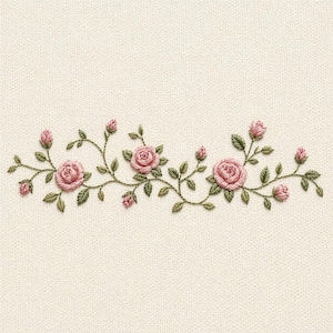 Può includere: Motivo floreale ricamato con rose rosa, foglie verdi e boccioli su sfondo color crema. Le rose sono in piena fioritura, con cuciture dettagliate. Adatto per lavori artigianali o decorazioni per la casa.