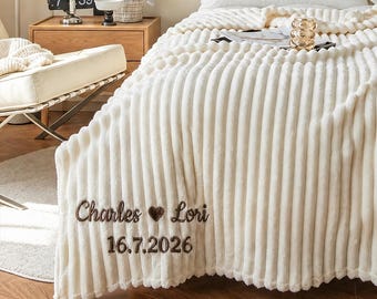 Jeté en polaire brodé personnalisé pour couple, couverture d'anniversaire, cadeau de mariage, couverture de mariage, cadeau de baby shower pour jeunes mariés