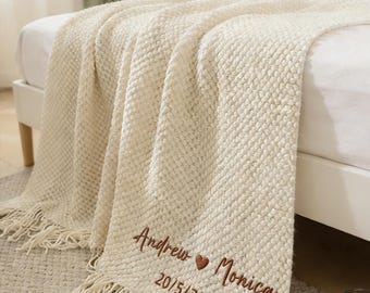 Personalized Wedding Throw Blanket, Custom Couple Gift, Mr and Mrs Blanket, Wedding Date Blanket, Bridal Shower Present, Mother’s Day Gift