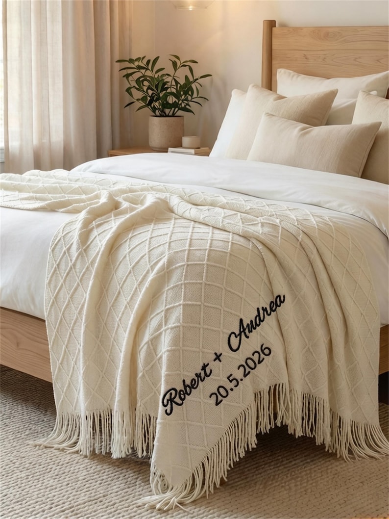 Personalized Wedding Blanket, Custom Embroidered Woven Thrown Blanket, Anniversary Gift, Mom Blanket image 2