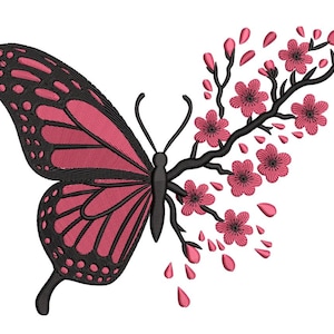 Puede incluir: Diseño bordado de una mariposa con un ala rosa y negra, el otro lado es una rama con flores rosas y pétalos cayendo. La mariposa tiene un cuerpo y antenas negras. El diseño está sobre un fondo blanco.