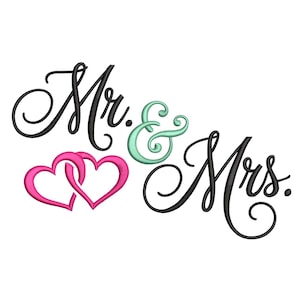 Puede incluir: Sobre un fondo blanco, las palabras « Mr. & Mrs. » están escritas en una elegante escritura negra. Una & turquesa se encuentra entre las palabras, y dos corazones rosas entrelazados están a la izquierda.