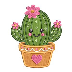 Op de afbeelding: Een geborduurde patch met een groene cactus met een lachend gezicht, roze wangen en drie roze bloemen. De cactus staat in een beige pot versierd met een witte geschulpte rand, roze stippen en een groot roze hart in het midden.