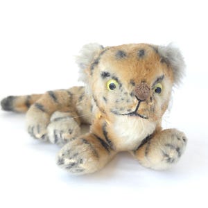 1950&#39;s Plush Tiger by Character Novelty Company - Vintage Tiger Plush Toy