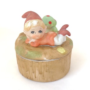 Vintage Homco Elf and Mushroom Box 5404 Bisque Porcelain Box / Vintage Kitsch / Kitschy Box / Elf Box / Vintage Elf / Vintage Pixie image 1