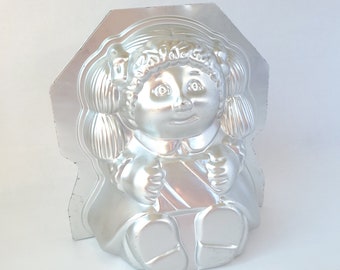 Vintage 1984 Cabbage Patch Doll 3D Stand Up Cake Pan - Vintage Cake Pan / Cabbage Patch Cake / Eighties Cake / Vintage Cabbage Patch