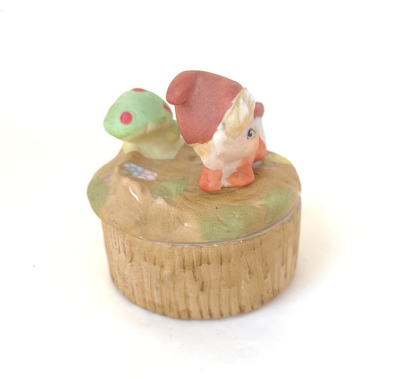vintage Homco Elf and Mushroom Box 5404 Boîte en porcelaine bisque / kitsch vintage / Boîte kitsch / Boîte elfe / Elfe vintage / Pixie vintage image 6