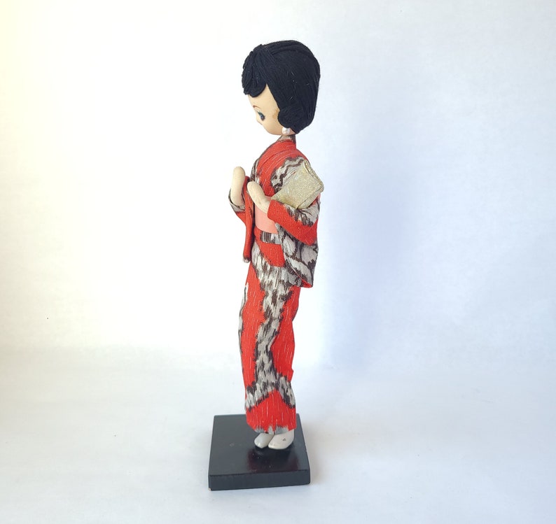 Vintage Big Eyes Japanese Doll in Kimono Vintage Doll / Kimono Doll / Pose Doll / Kitschy Cute / Kitschy Doll / Japanese Fashion Doll image 6