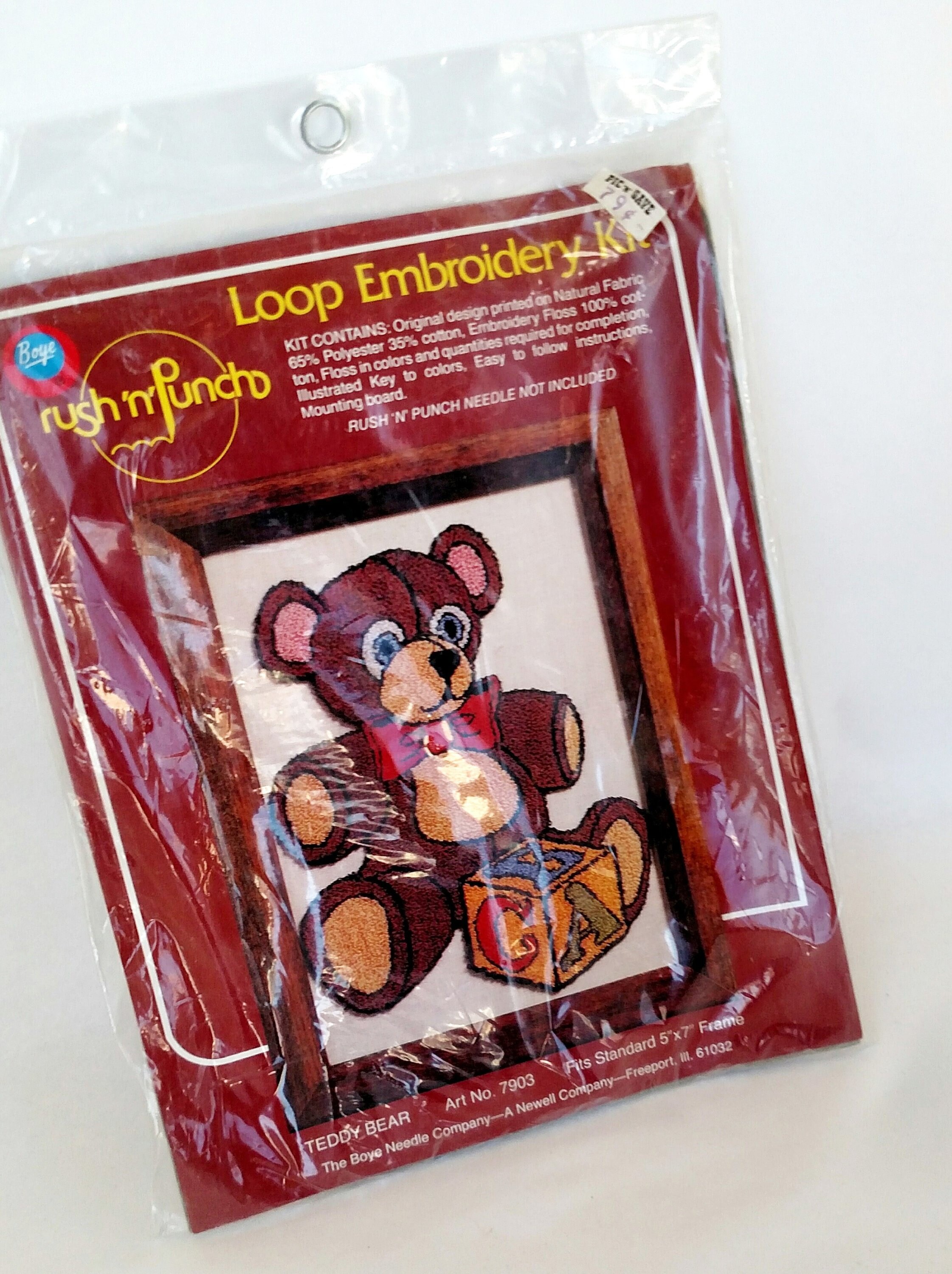 Vintage 1979 Rush 'n' Punch Loop Embroidery Kit Teddy Bear 7903