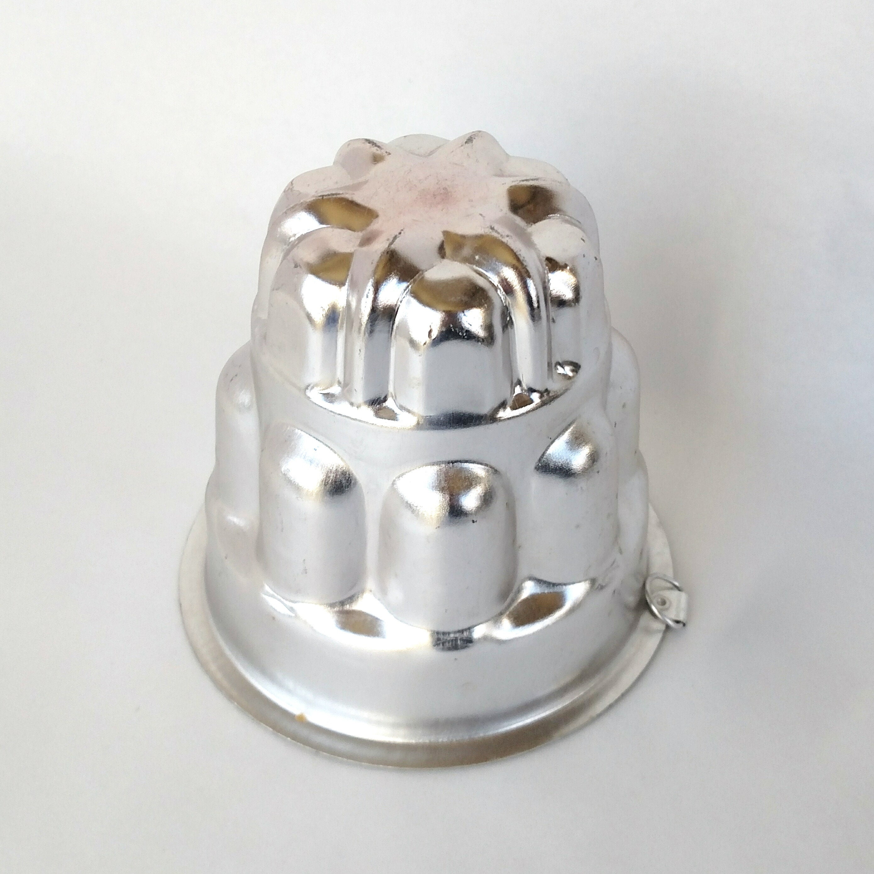 Vintage Aluminum Jello Mold // Cake Mold
