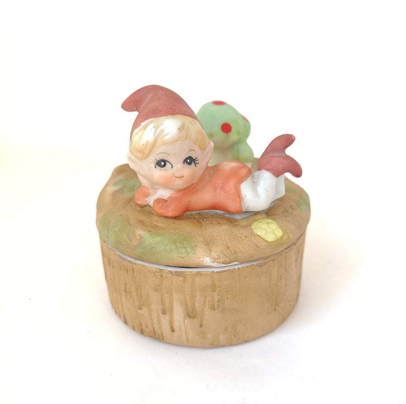Vintage Homco Elf and Mushroom Box 5404 Bisque Porcelain Box / Vintage Kitsch / Kitschy Box / Elf Box / Vintage Elf / Vintage Pixie image 1