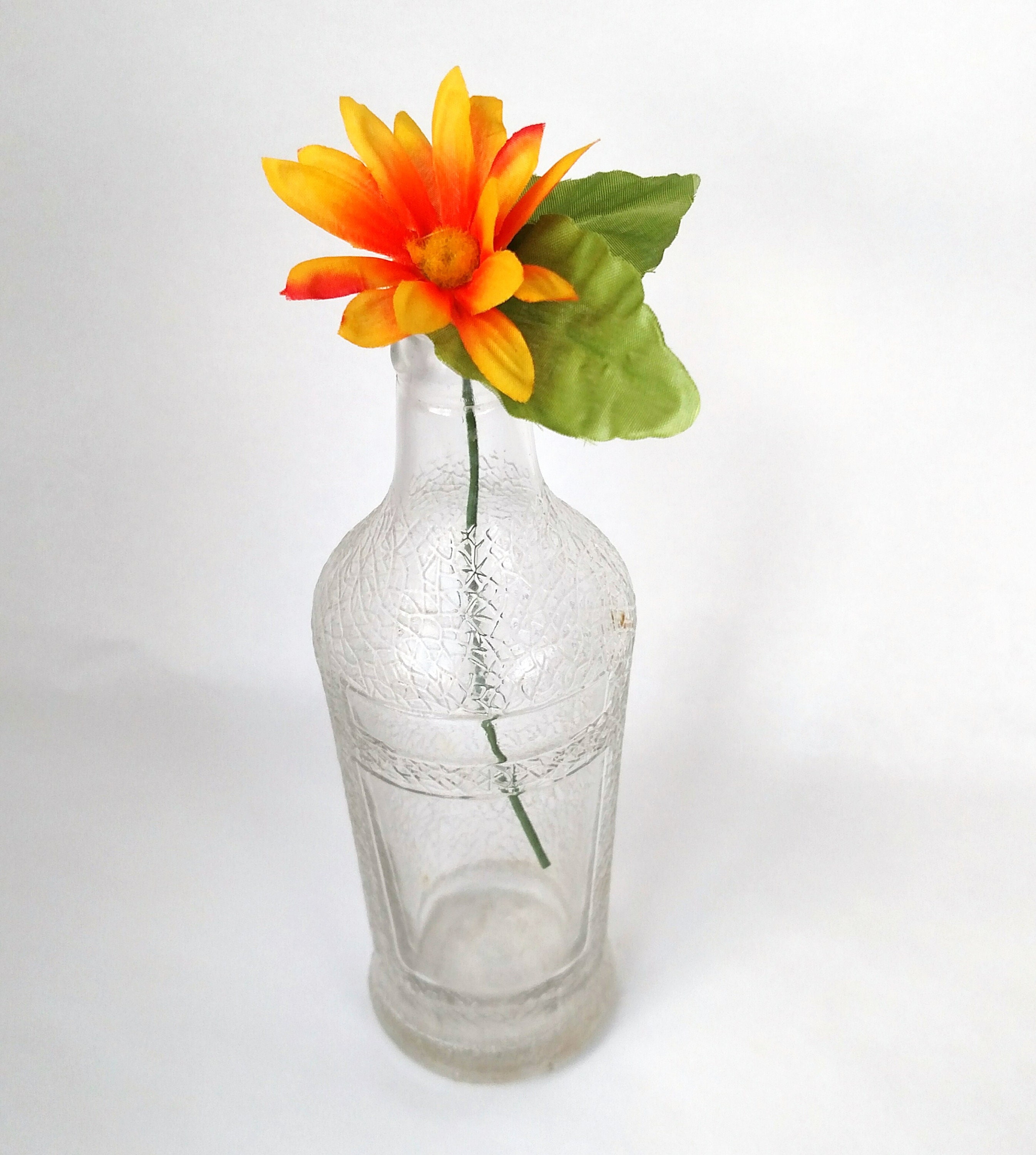 Vintage Heinz Ketchup Bottle with Embossed Icy Frost Design