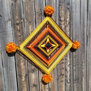 Vintage 1970's Yarn God's Eye in Orange, Brown and Yellow Ojo De Dios Vintage God's Eye / Seventies Wall Decor image 3