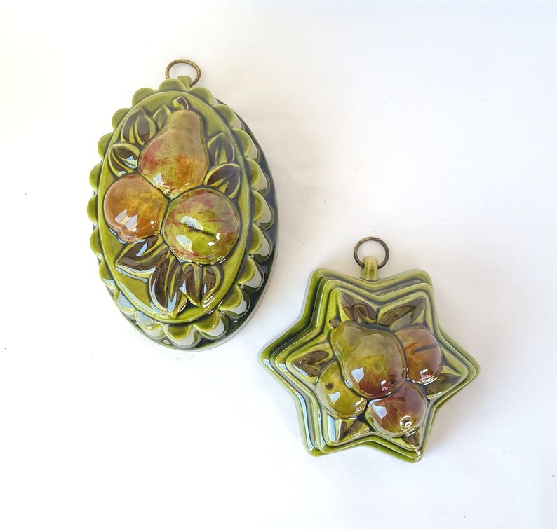 Set of 2 Vintage Avocado Green Ceramic Decorative Molds with Fruit Design Vintage Molds / Decorative Molds / Avocado Kitchen / Kitschy image 1