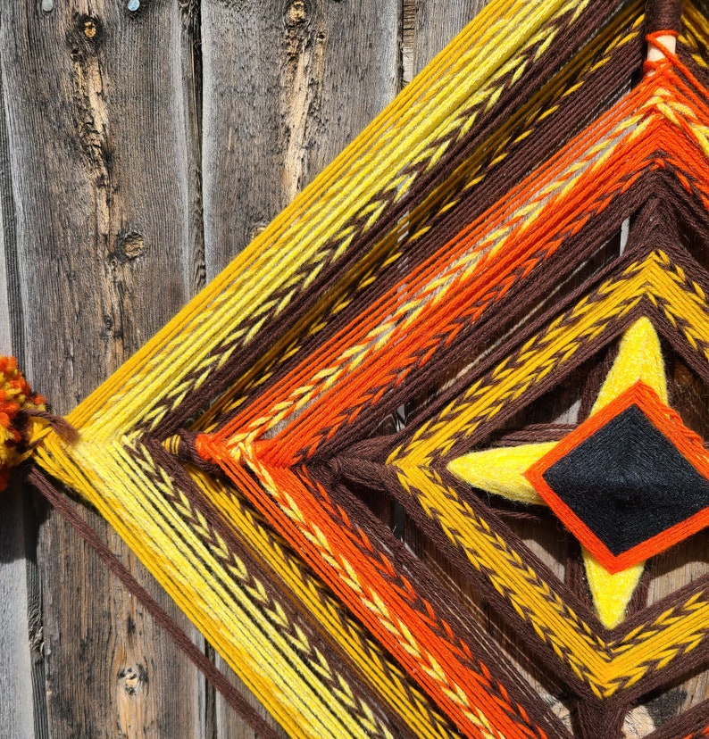 Vintage 1970's Yarn God's Eye in Orange, Brown and Yellow Ojo De Dios Vintage God's Eye / Seventies Wall Decor image 7