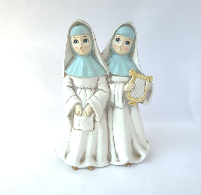 Vintage Musical Singing Nuns Figurine by Josef Originals Vintage Kitsch / Kitschy Figurine / Kitschy Cute / Nun Figurine image 1