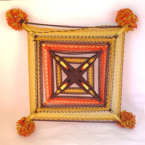 Vintage 1970's Yarn God's Eye in Orange, Brown and Yellow Ojo De Dios Vintage God's Eye / Seventies Wall Decor image 10