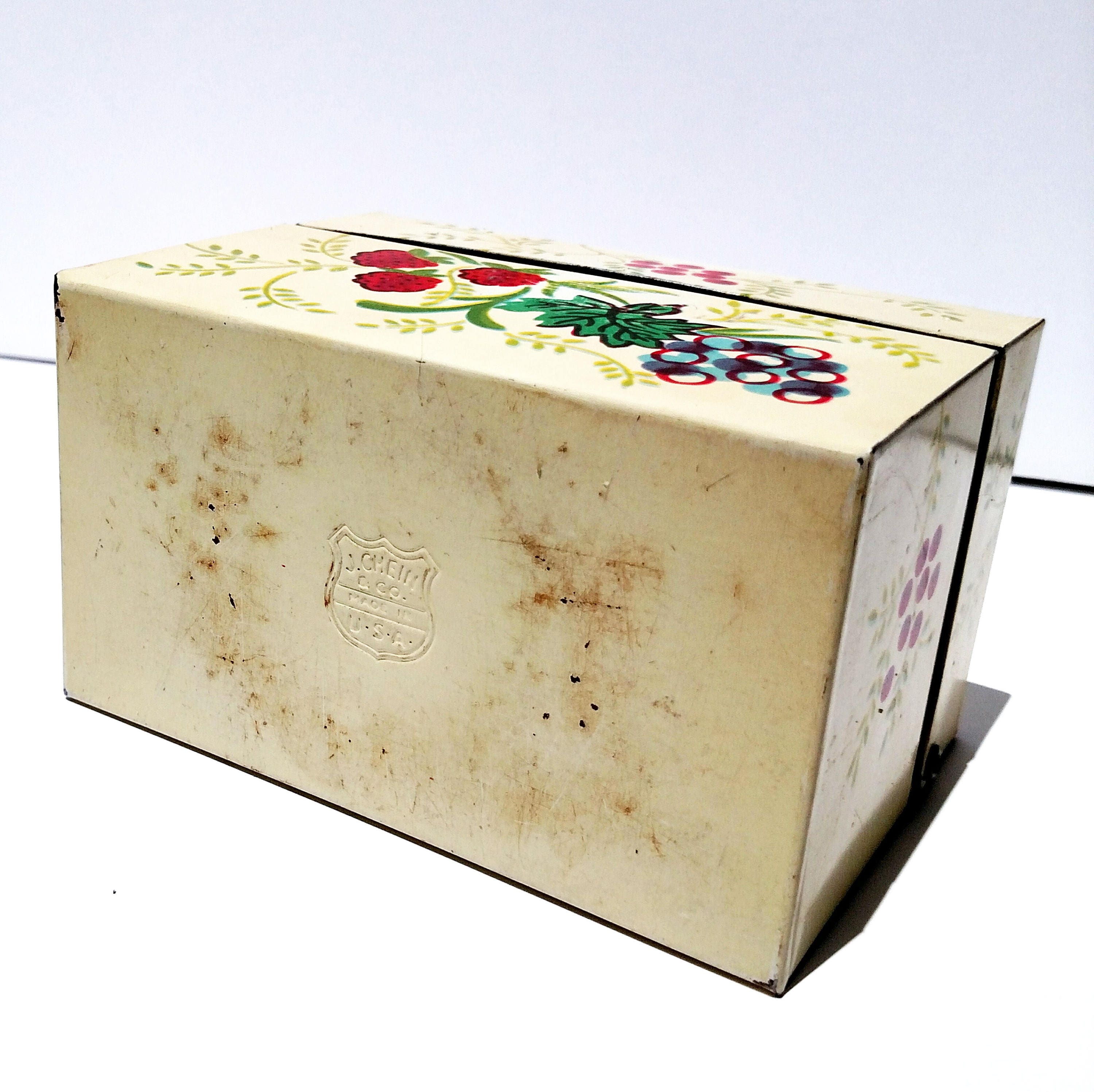 Vintage 1940&rsquo;s Tin Recipe Card Box with Kitschy Fruit Print