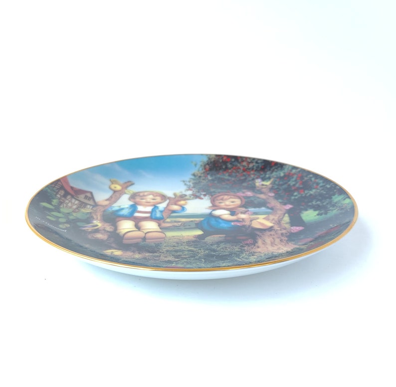 Vintage 1989 M.I Hummel Apple Tree Boy and Girl Collectible Plate From The Little Companions Collection Hummel Plate / Kitschy Cute image 5