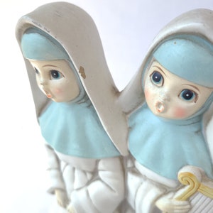 Vintage Musical Singing Nuns Figurine by Josef Originals Vintage Kitsch / Kitschy Figurine / Kitschy Cute / Nun Figurine image 6