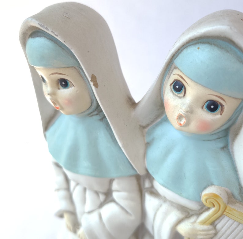 Vintage Musical Singing Nuns Figurine by Josef Originals Vintage Kitsch / Kitschy Figurine / Kitschy Cute / Nun Figurine image 6