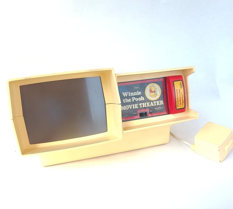 Vintage 1980 Winnie The Pooh Movie Theater Vintage Toy / Eighties Toy / Retro Toy image 4