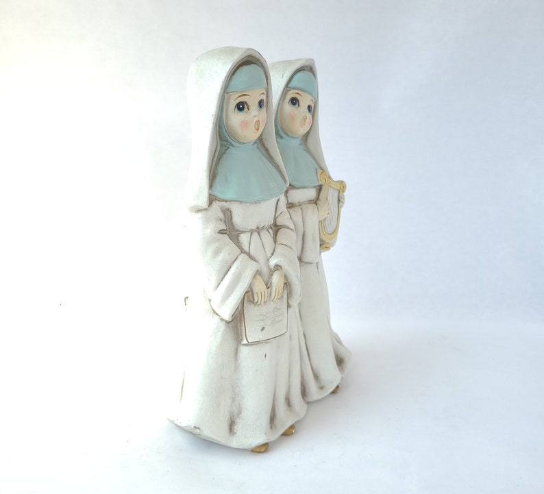 Vintage Musical Singing Nuns Figurine by Josef Originals Vintage Kitsch / Kitschy Figurine / Kitschy Cute / Nun Figurine image 2