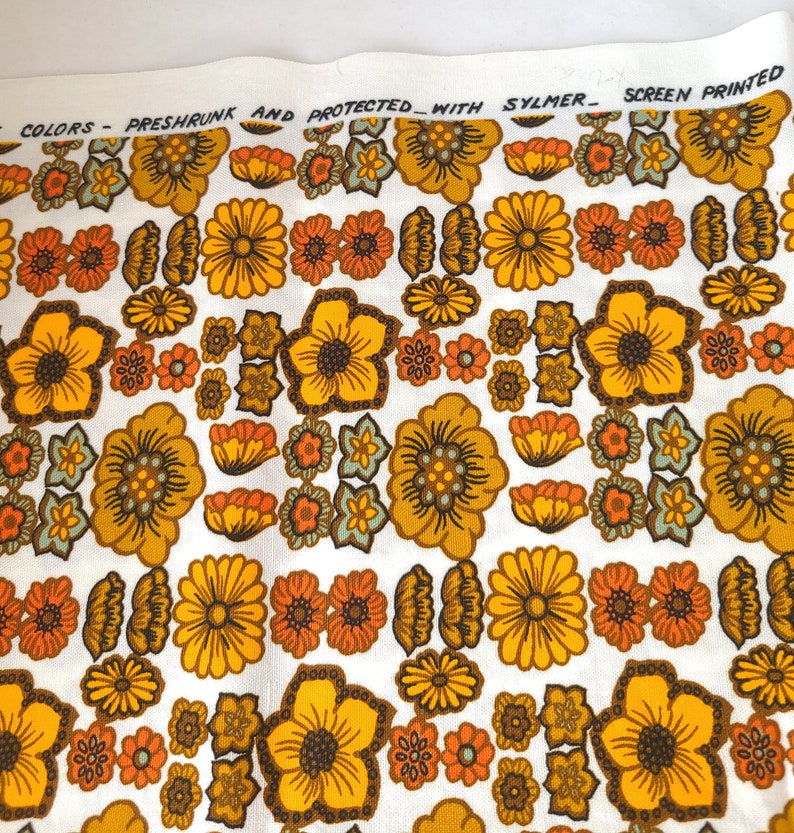 Vintage Dupont Savalux Screen Print Floral Fabric 62 x 49 Groovy Fabric / Retro Fabric / Vintage Fabric image 4
