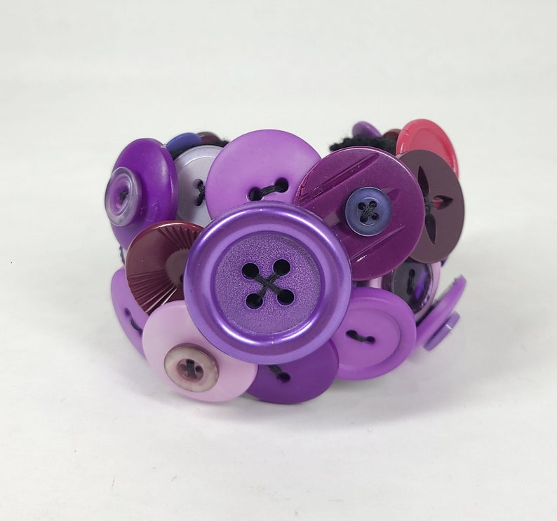 Upcycled Vintage Button Bracelet in Purple 6.8 inches Chunky Bracelet / Statement Bracelet image 7