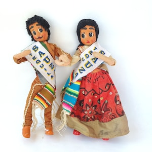 Set of 2 Vintage Sauza Tequila Mexican Oil Cloth Dolls - Vintage Dolls / Vintage Mexico / Kitschy Cute / Vintage Souvenir / Mexican Dolls