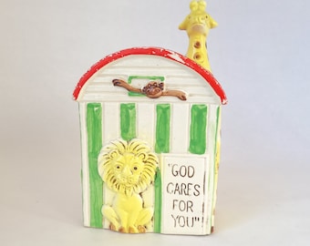 Vintage Noah's Ark Coin Bank: Kitsch Christian Decor, Made in Japan