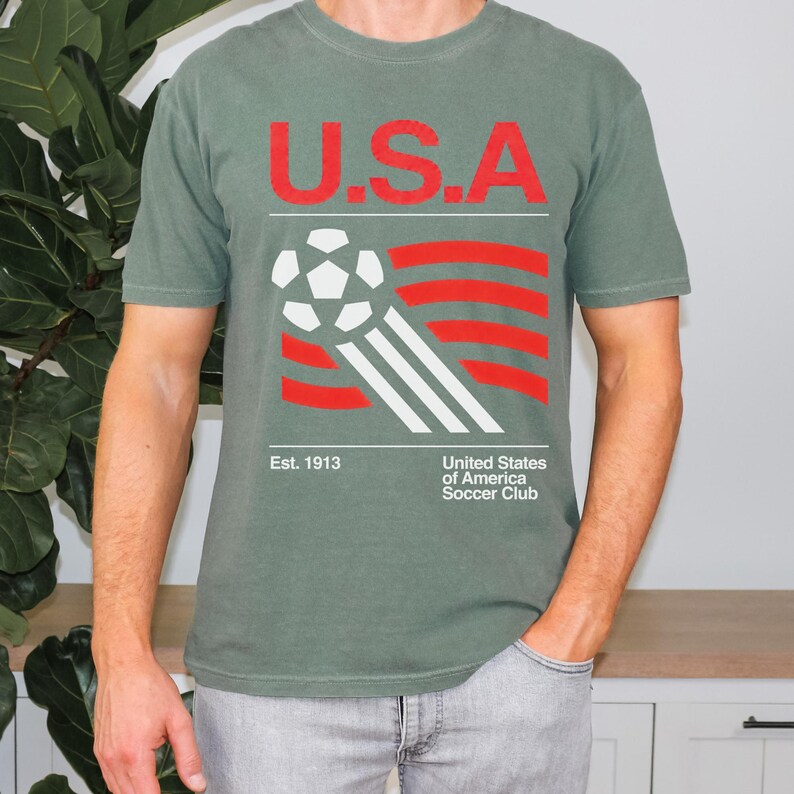 USA Soccer World Vintage Comfort Colors Shirt, USA Soccer Retro Shirt, United States Football Tee, US Soccer Gift bild 8