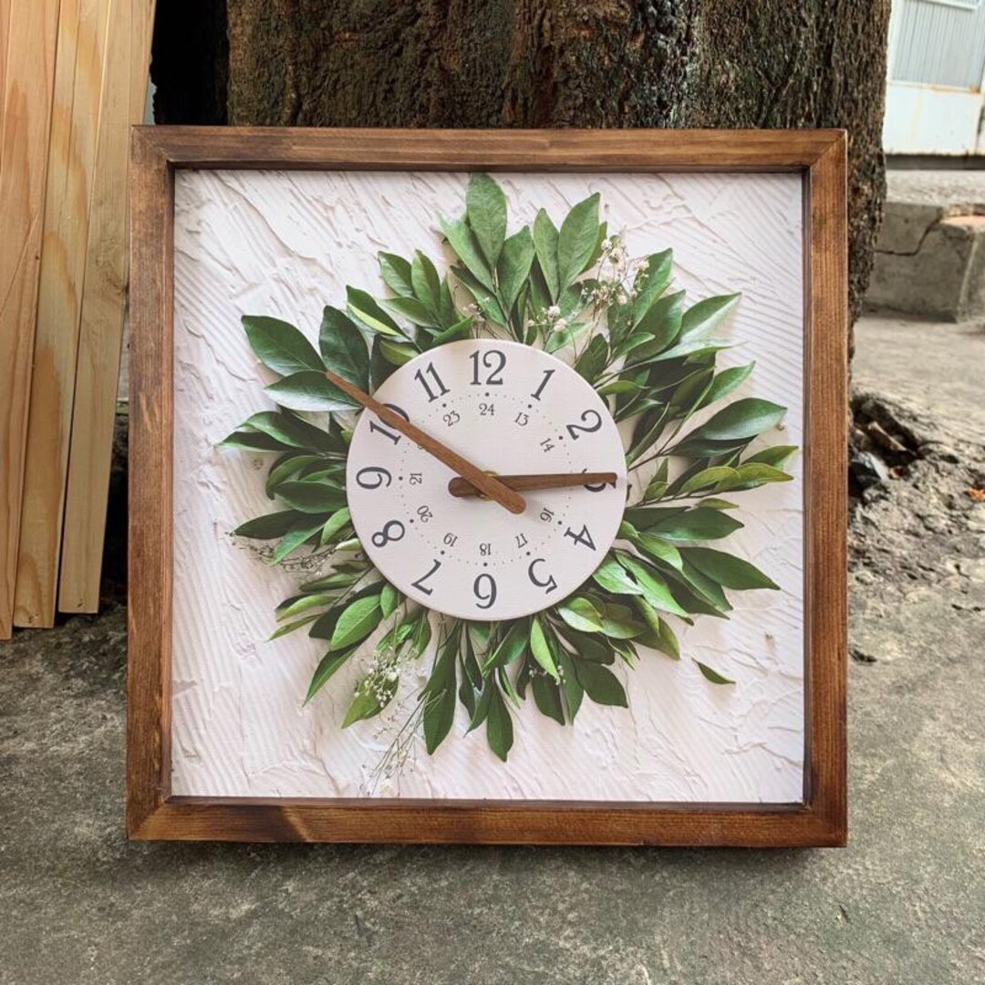 Natural Wood Wall Clock With Leaf Design and 3D Effect, Artistic Clock ...