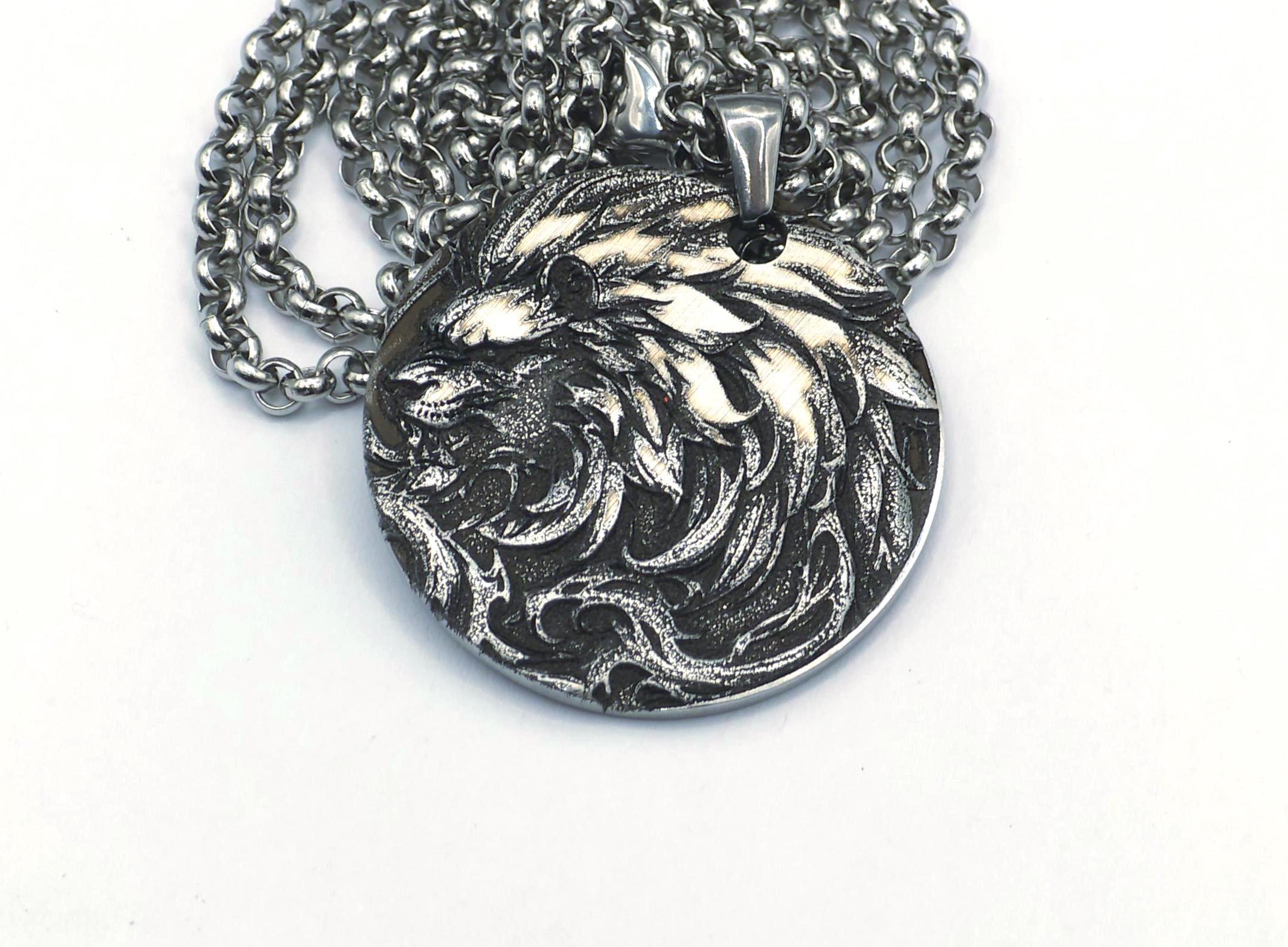 Pendentif - Signe Lion Bijouterie Michel André à Arpajon