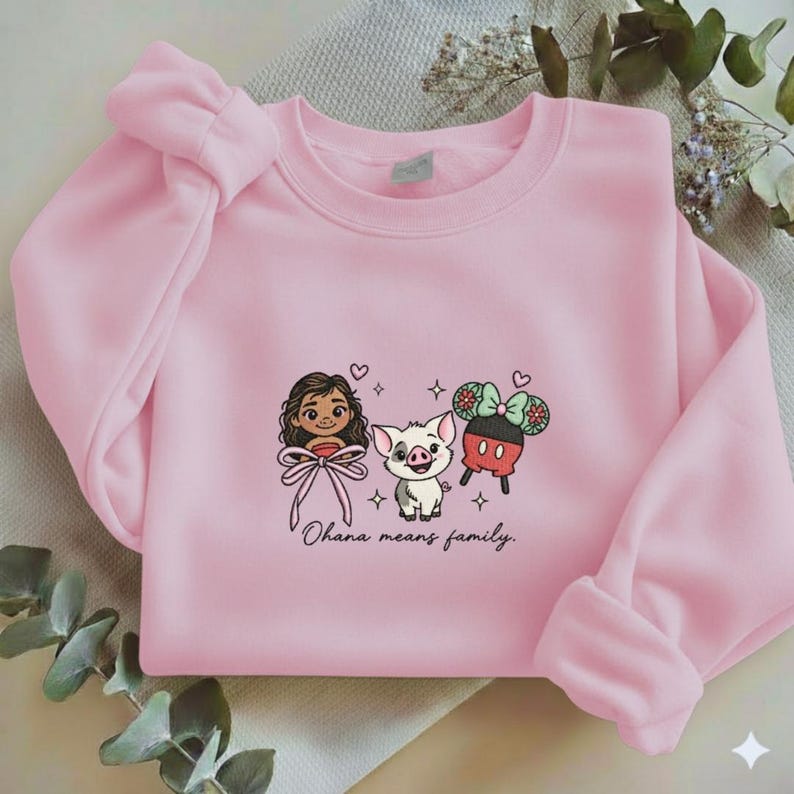 Puede incluir: Un letrero de madera r&uacute;stica con el texto "Welcome to our home" en letras blancas. El letrero presenta un acabado envejecido y un dise&ntilde;o simple y acogedor, ideal para la decoraci&oacute;n de la puerta principal.