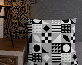 Black & White Geometric Throw Pillow – Modern Scandinavian Cushion