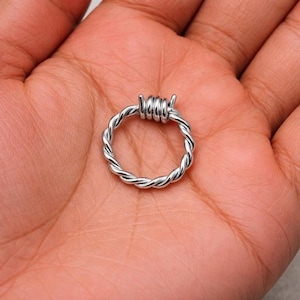 Anello in argento sterling con filo spinato – Gioiello gotico punk di tendenza, regolabile immagine 1