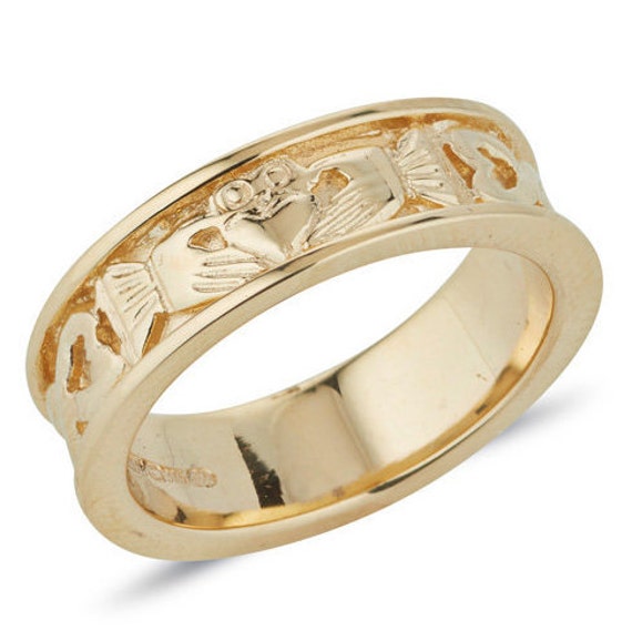 Buy Ladies Gold Claddagh Band Online in India