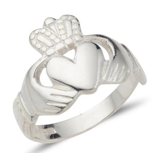 Galway Claddagh Ring in White Gold