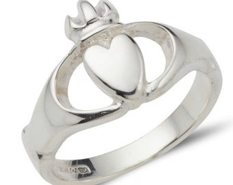Modern Uisce Claddagh Ring Sterling Silver