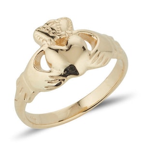 Medium Ladies Classic Gold Claddagh